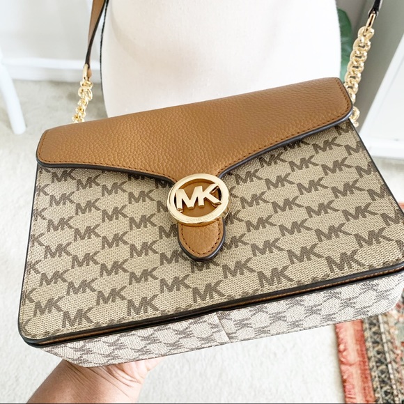 Michael Kors Large Vanna Crossbody Bag - Picture 9 of 13